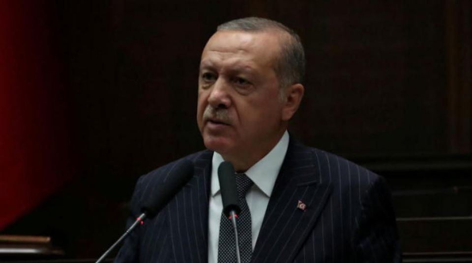 إردوغان يستبعد أن تكون العوامل الاقتصادية وحدها سبباً لانهيار الليرة