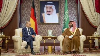 شولتس يبدأ جولة خليجية من السعودية وسط أزمة طاقة متفاقمة