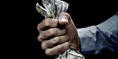 ٪1.2 من سكان العالم يملكون 47.8٪ من الثروة