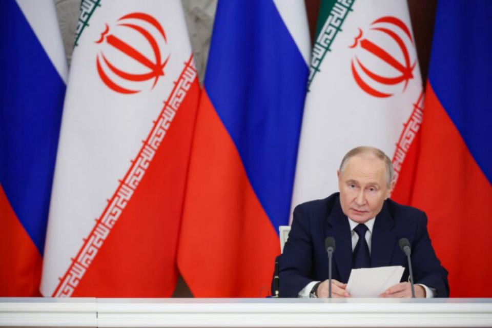 بوتين يهنئ مجتبى خامنئي بانتخابه ويؤكد دعم روسيا الثابت لطهران