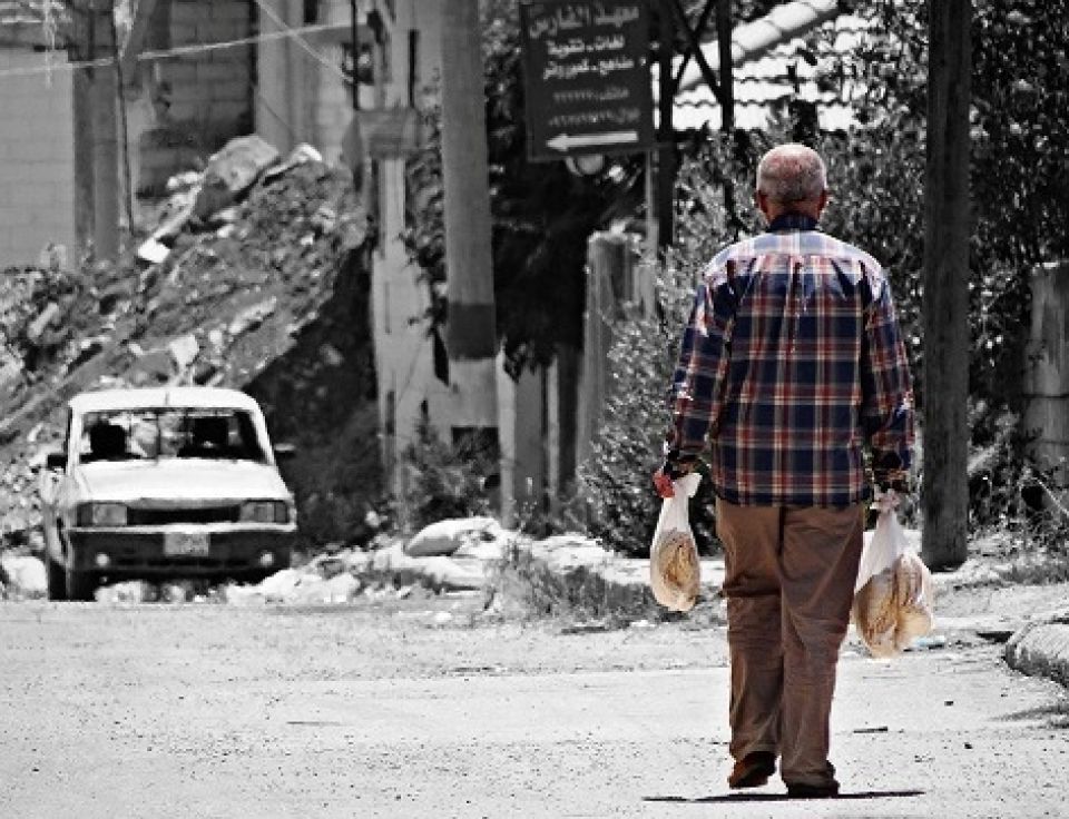 الاتصالات: أكبر الرابحين .. يحمل المواطن خسائر الأزمة