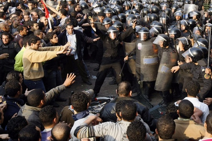 مصر: المشهد السياسي قبل المحاكمة وبعدها