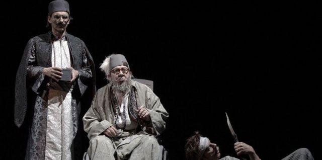 سنوات أيامها من نار!