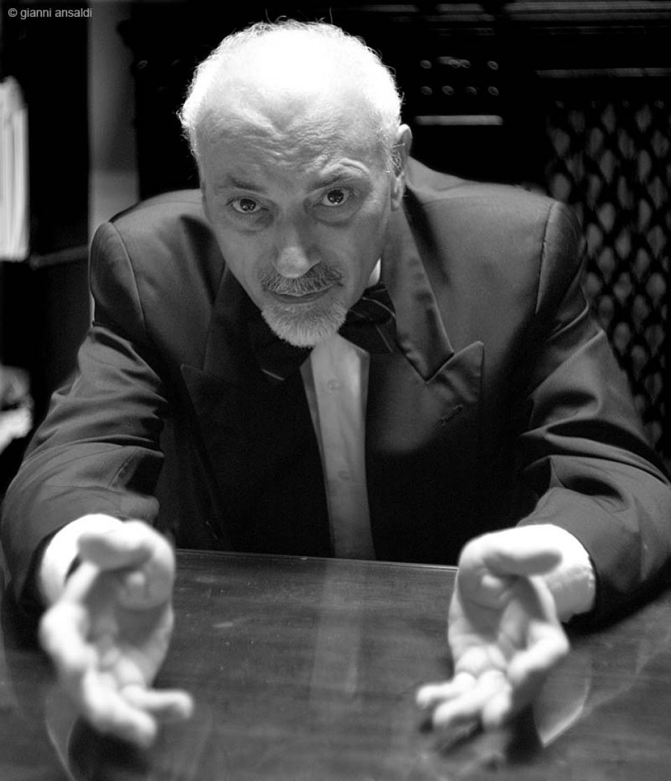 حقيقة النفس البشرية داخل «ثلاثية المسرح»