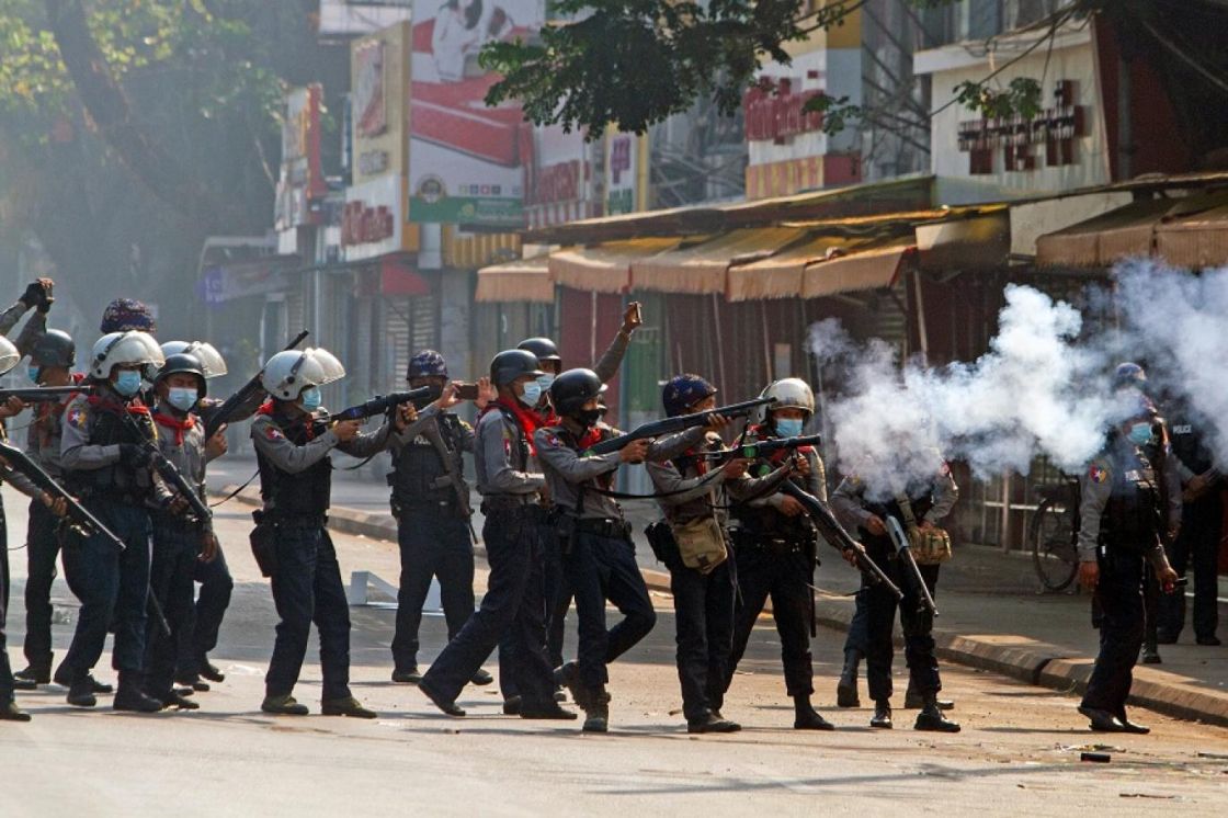 مقتل 17 متظاهراً في احتجاجات مناهضة للانقلاب العسكري في ميانمار