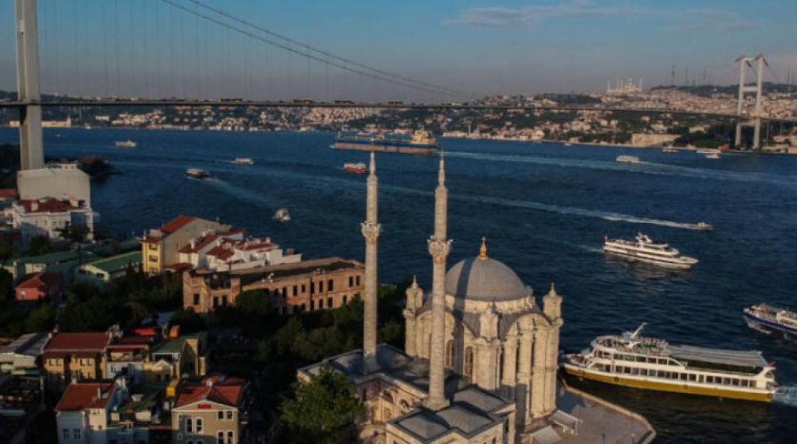 وزير الخزانة التركي يدافع عن سياساته المالية