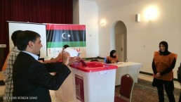 ليبيو الخارج ينتخبون برلمانا جديدا