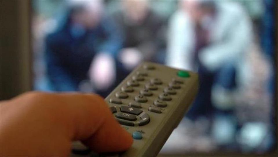 الهواتف والتلفزيون والأطفال