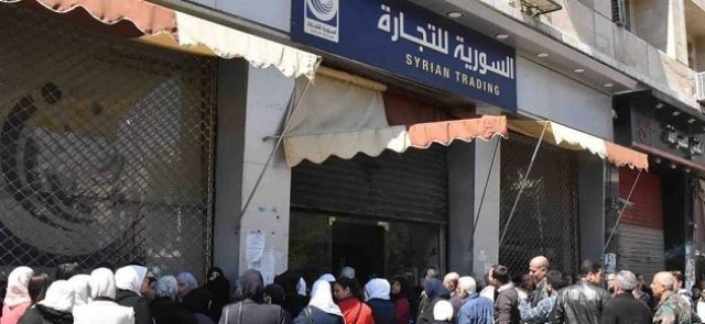منع دخول صالات السورية للتجارة إلا ببطاقة اللقاح
