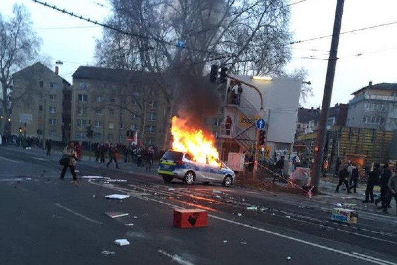 فرانكفورت: استخدام القوة لفض تظاهرة ضد سياسة التقشف في أوروبا