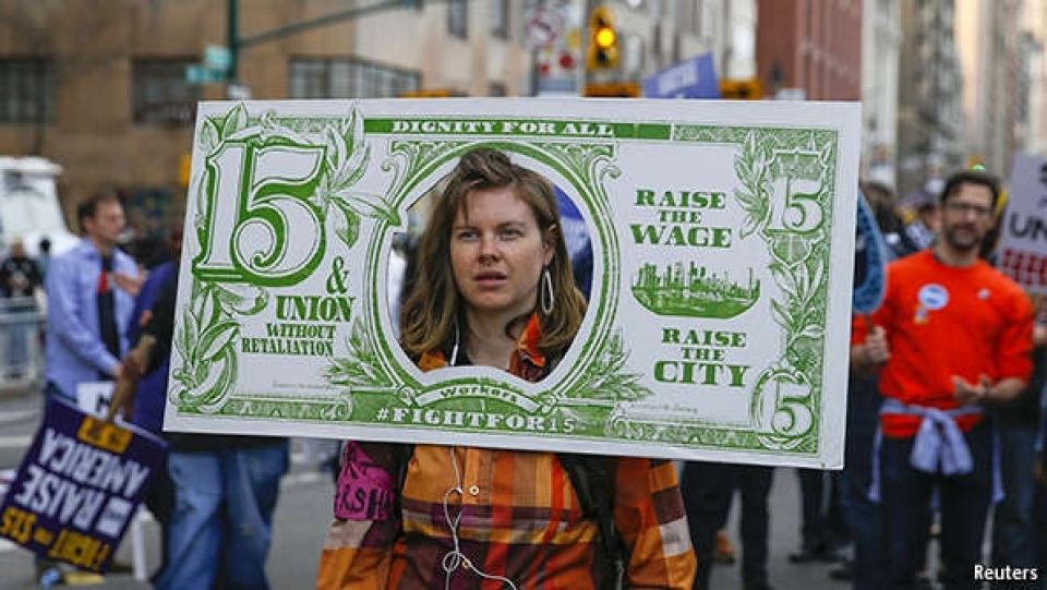 الرابعة خلال أربع سنوات... الاقتصاد الأمريكي يتوقف