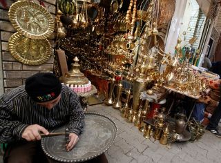 سوق &laquo;المهن&raquo; السورية على وقع الأزمة ومن ريف دمشق &laquo;الضربة القاضية&raquo;