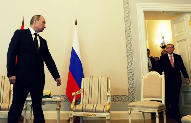 سبق أن نشرت وزارة الخارجية الروسية قائمة تضم 33 جهة سورية تمت دعوتها إلى مؤتمر الحوار الوطني السوري