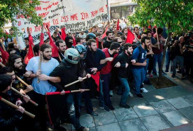 الديون تُحرج الاقتصادات الرأسمالية وحلّهم الوحيد التقشف