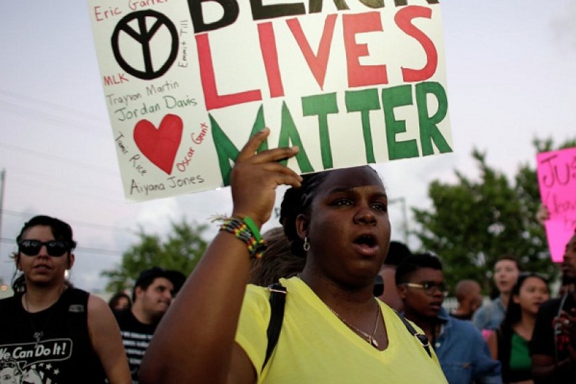 احتجاجات بولاية «ويسكونسن» الأمريكية بعد مقتل فتى أسود على يد الشرطة