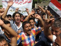 ما أن وقعوا &laquo;الاتفاق الوطني&raquo;.. أمراء المحاصصة يتدافعون على المواقع في منصة الإعلان عنه صحفياً