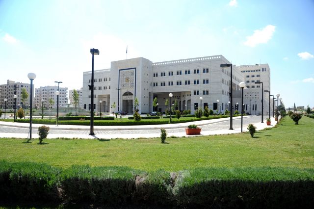 قرابة النسب والمصاهرة أم قرابة الفساد؟!