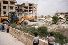 إعادة الإعمار والفراشات الملونة!