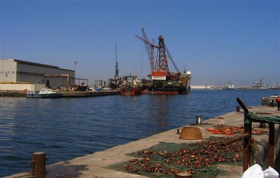 المرافئ قبل إعادة الإعمار.. تجهيز= الإجهاز!