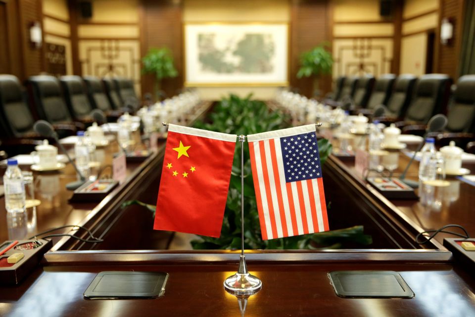 واشنطن تهدّد بكين بالعقوبات لكنها تخشى &quot;كارثة قطيعة اقتصادية كاملة&quot;