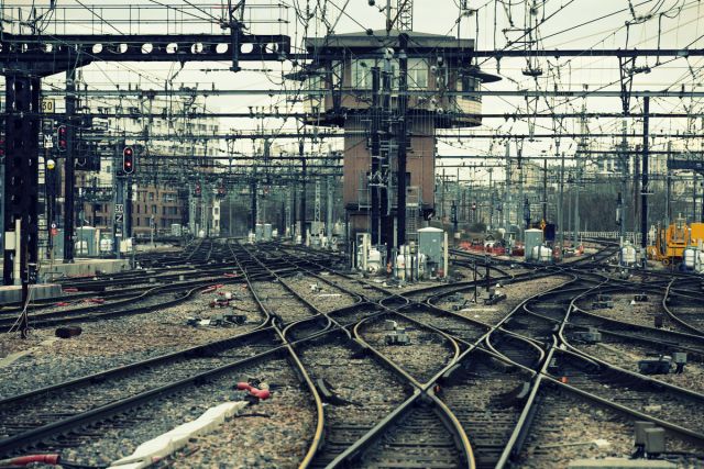 النقابات الفرنسية: نحو الإضراب المتواصل