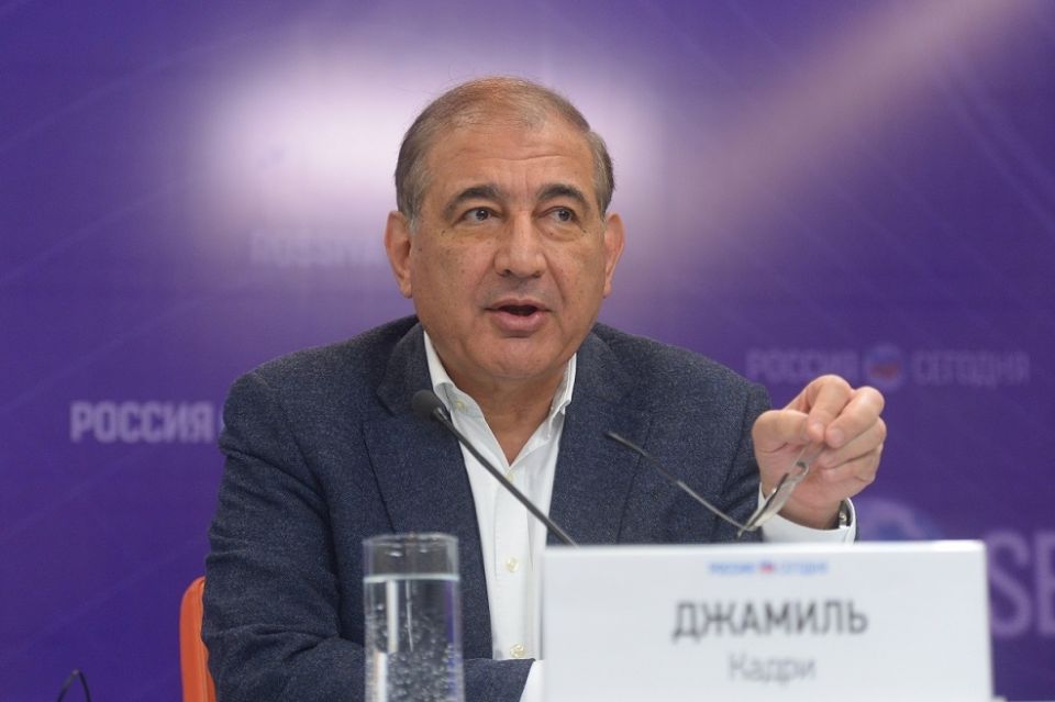جميل: المطلوب من الجميع الالتزام بخريطة طريق &laquo;2254&raquo;