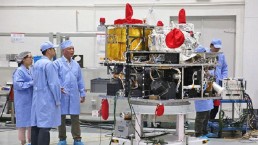 أول قمر &laquo;كوانتي&raquo; في العالم