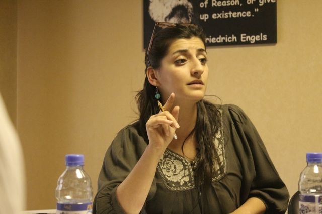 (قاسيون) في ندوتها الاقتصادية.. السياسة الاقتصادية تثبت السعر الوهمي للدولار!