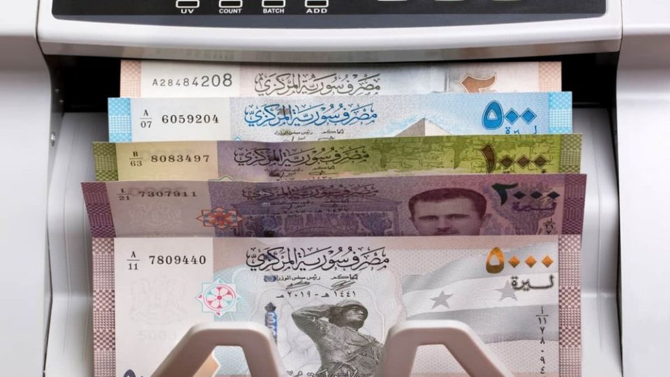 الليرة السورية بين الإعلان المسبق والتضخم وحذف الصفرين