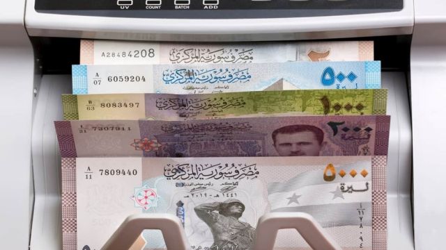 الليرة السورية بين الإعلان المسبق والتضخم وحذف الصفرين