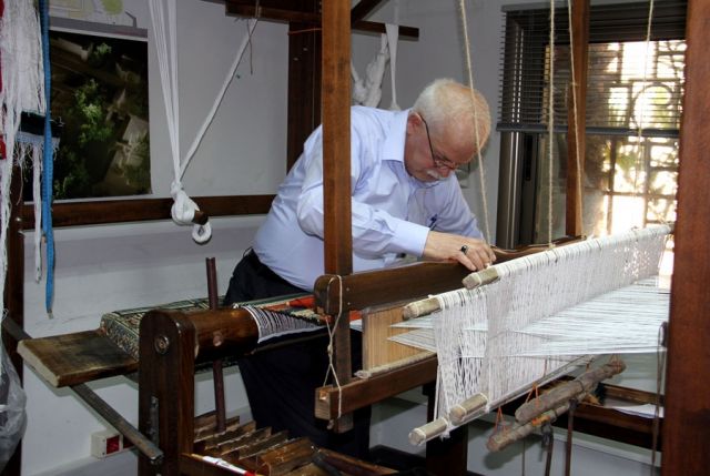 صندوق العجز والشيخوخة للحرفيين ... عجز في التطبيق