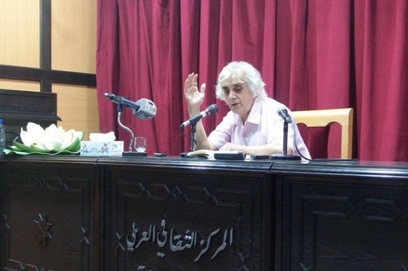 صقر عليشي يستنطق الغيم في &laquo;معنى على التل&raquo;...