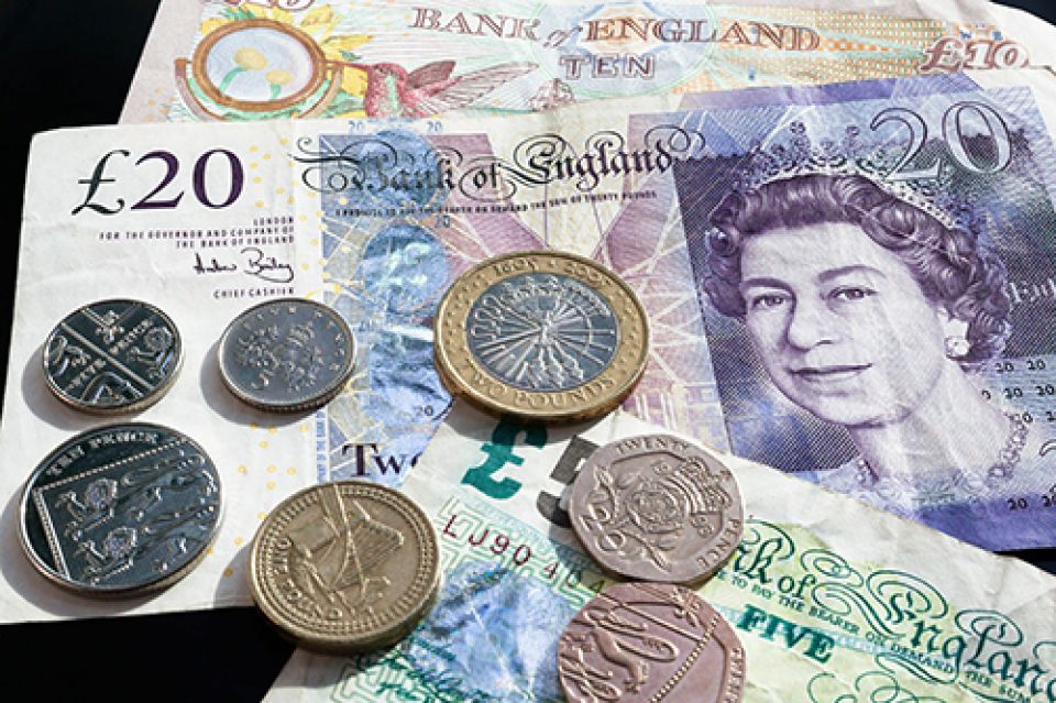 ديلي تلغراف: بريطانيا بخطر «الانفصالية» و«الانهيار المالي الكامل» وقد تستدين من صندوق النقد الدولي
