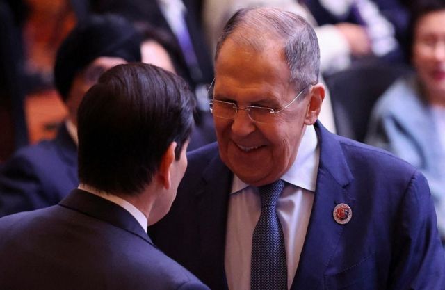 لافروف وروبيو يناقشان تنفيذ تفاهمات بوتين وترامب