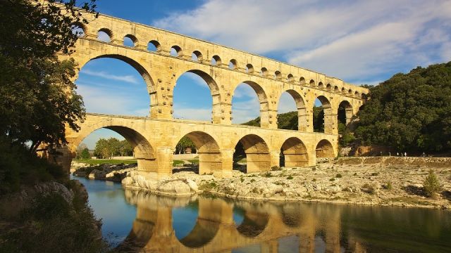 وجدتها:هل الآبار  والقنوات الرومانية رومانية؟