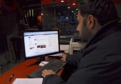 الفيسبوك.. سجنٌ افتراضيٌ كبير