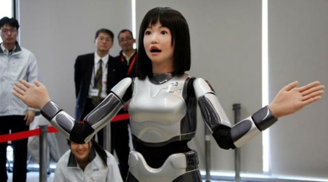 التكنولوجيا تنتقل... وتغير العالم