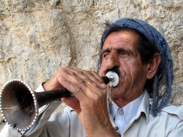 ممي آلان وساتينيك آلانيا