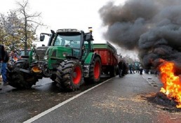 مظاهرات في إسبانيا مناهضة للعقوبات الأوروبية المفروضة على روسيا