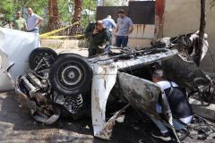 دمشق: إصابة ضابط وأربعة عناصر بانفجارة سيارة قرب مخفر برزة