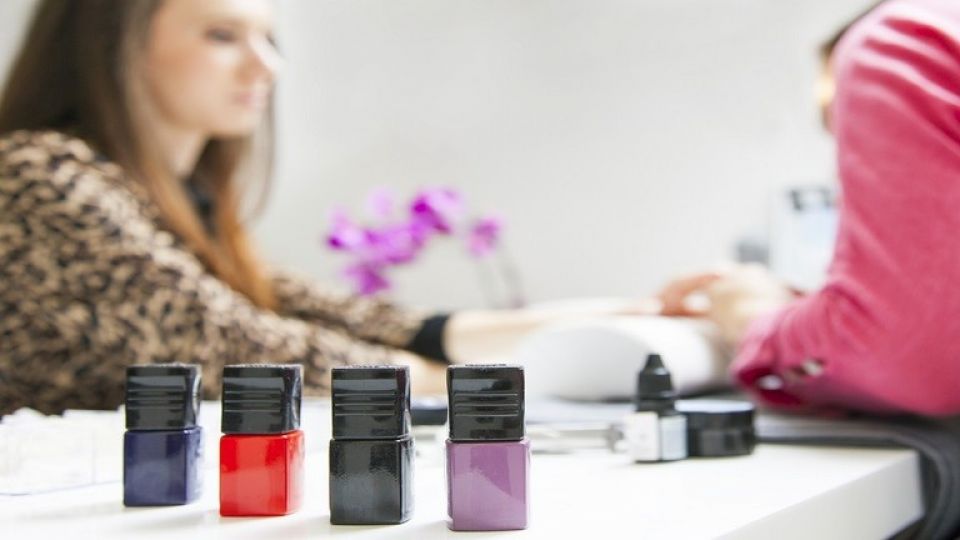 مراكز التجميل موطن الإصابة بالسرطان