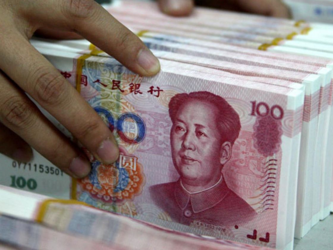 اليوان: أكبر زيادة فصلية في مقابل الدولار في 10 سنوات