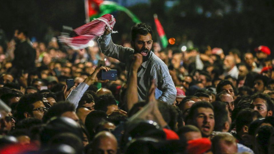 عن ولادة وعي شامل: الوجود الفني نموذجاً