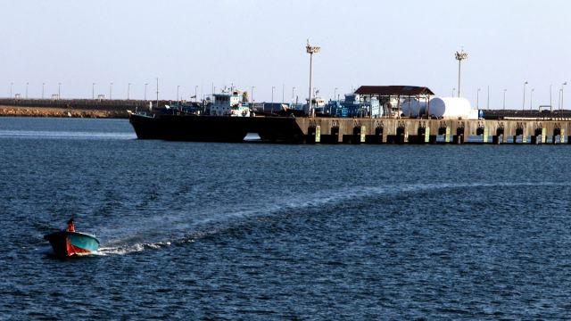 واشنطن تذرف النفط من عيونها