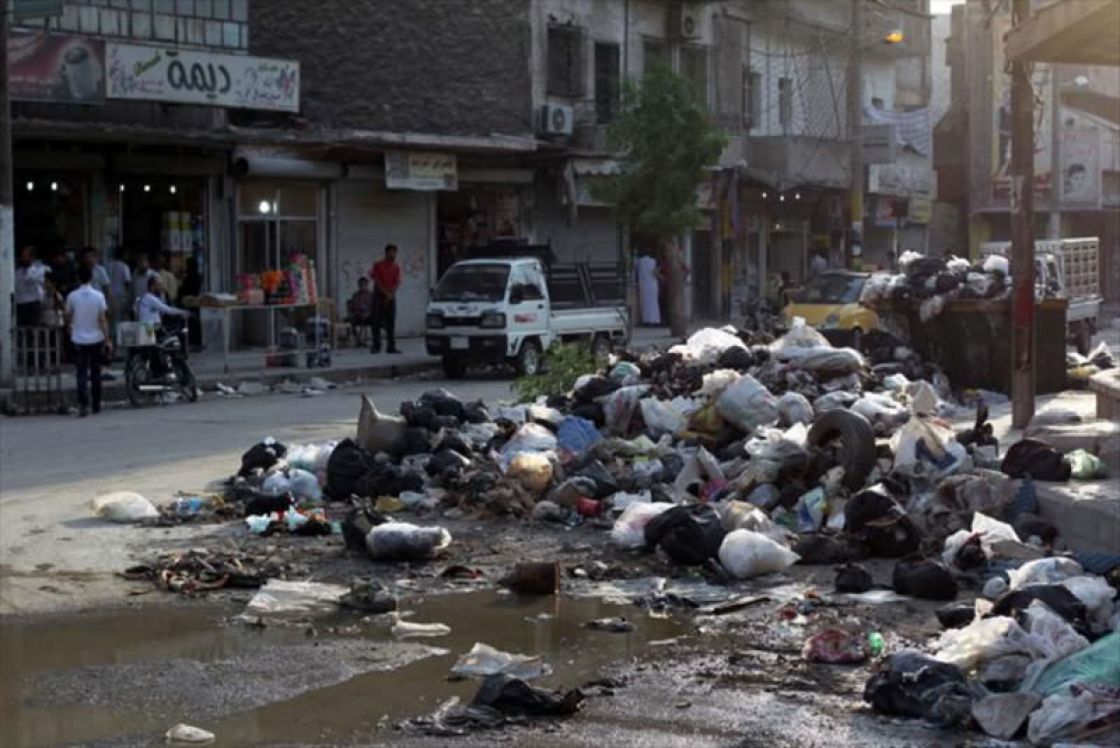 القمامة تغزو المدن والإدارة المحلية تمنح نفسها 100 يوم إضافية!