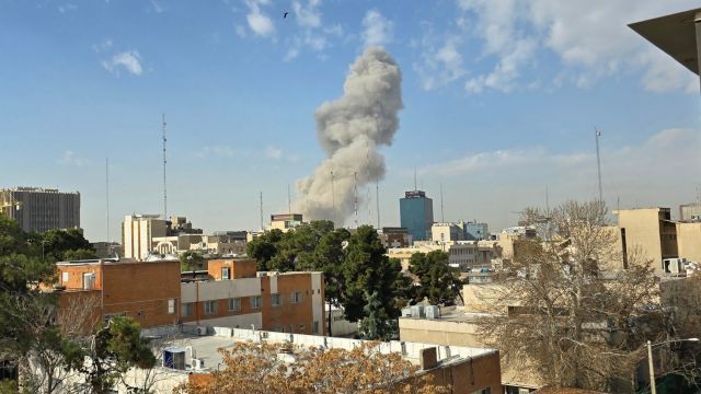 بدء العدوان على إيران بهجوم &laquo;إسرائيلي&raquo;-أمريكي على العاصمة