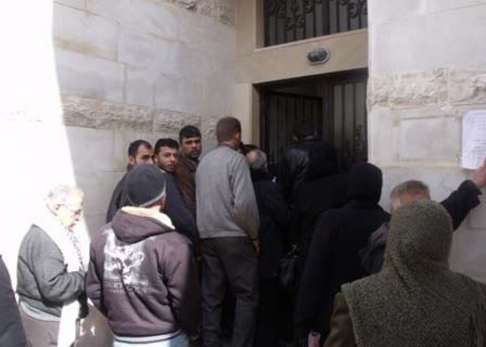 قطع الأرزاق.. لا يقل خطورة عن قطع الأعناق..!