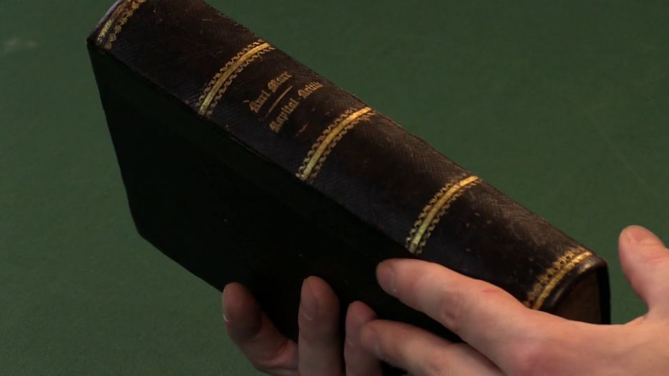 مسرحية مستوحاة من كتاب رأس المال