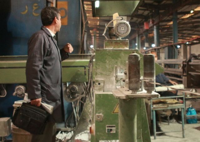 شكوى: القضاء أعادنا للعمل والحكومة صرفتنا