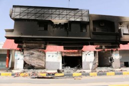 بنغازي: احتدام الاشتباكات نزوح ديبلوماسي من ليبيا